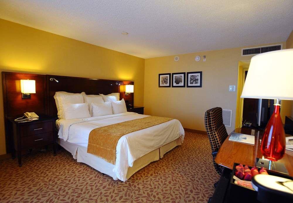 Marriott Albuquerque Hotell Exteriör bild