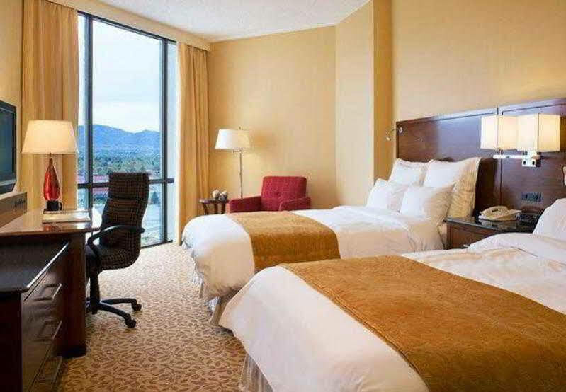 Marriott Albuquerque Hotell Exteriör bild